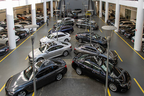 Cómo Conseguir un Auto de Lujo Reposeído: Consejos para Ahorrar en Grande y Conducir con Estilo